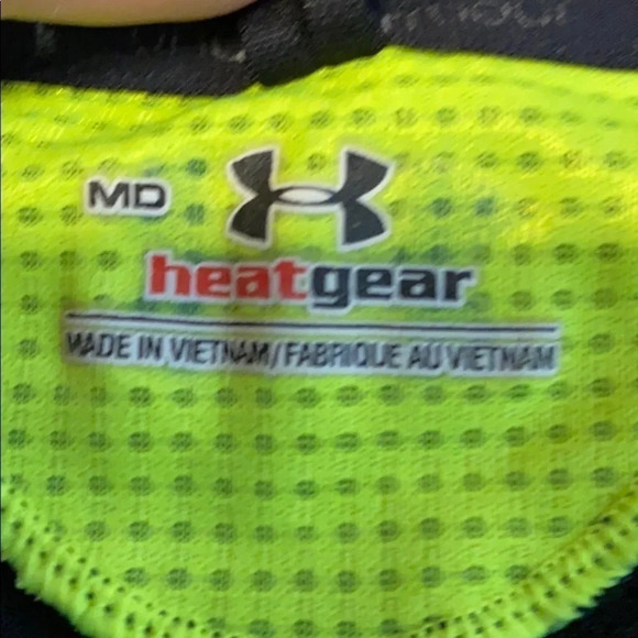 •Under Armour• Tank Top - Picture 9 of 9